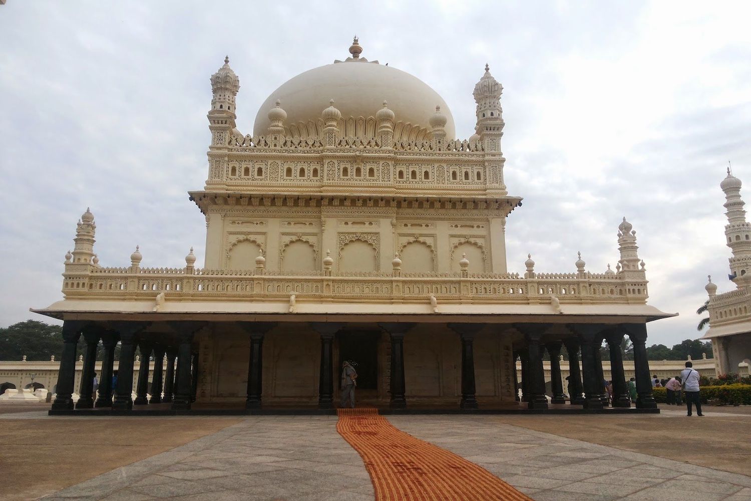 BANGALORE – MYSORE – OOTY – COONOOR – FILMI CHAKKER – BANGALORE 5 NIGHTS & 6 DAYS - Image 3